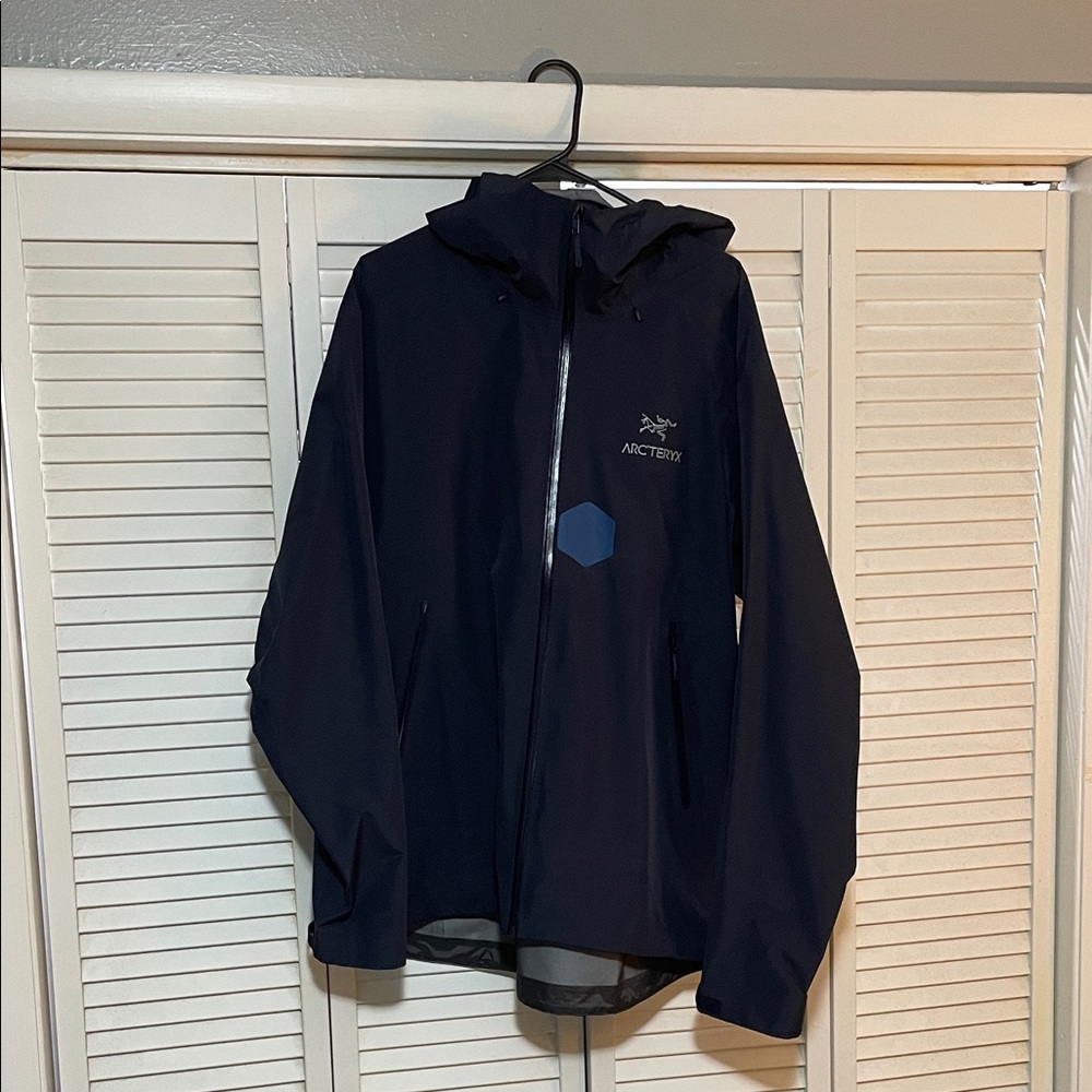 Arc’Teryx Beta Rain Jacket Size XL
